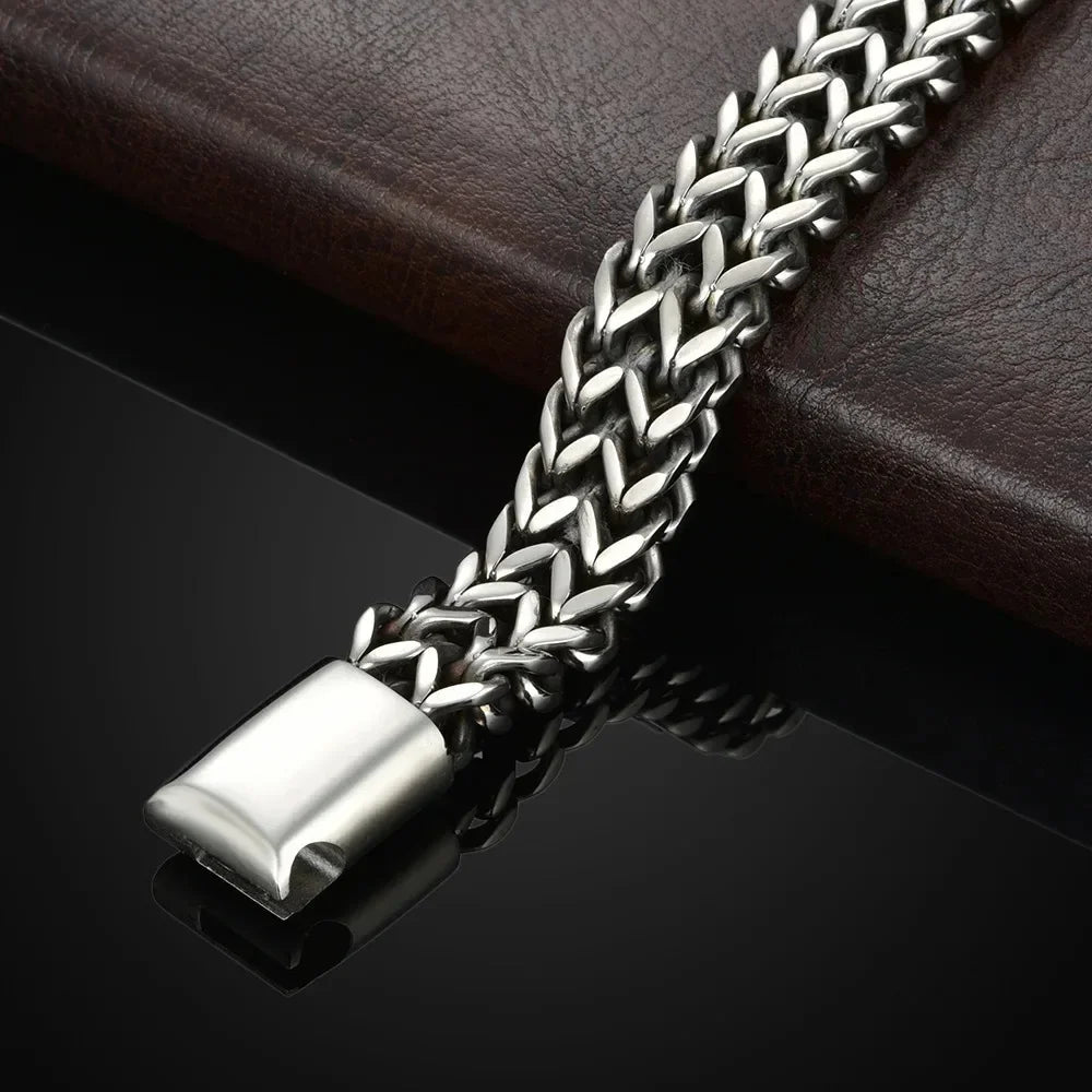 Magnetic Keel Charm Bracelet